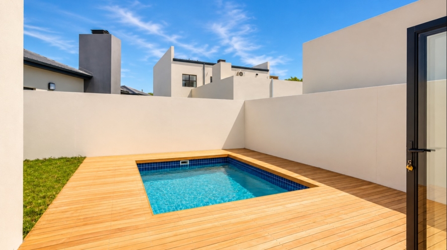 4 Bedroom Property for Sale in Sandown Western Cape